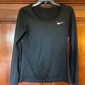 Nike Long Sleeve Size Small